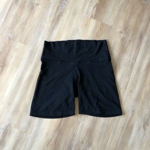 Black Biker Shorts Aritzia | TNA